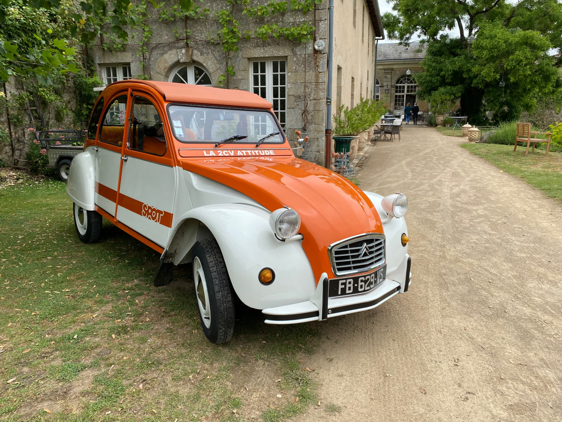 2 cv attitude cholet