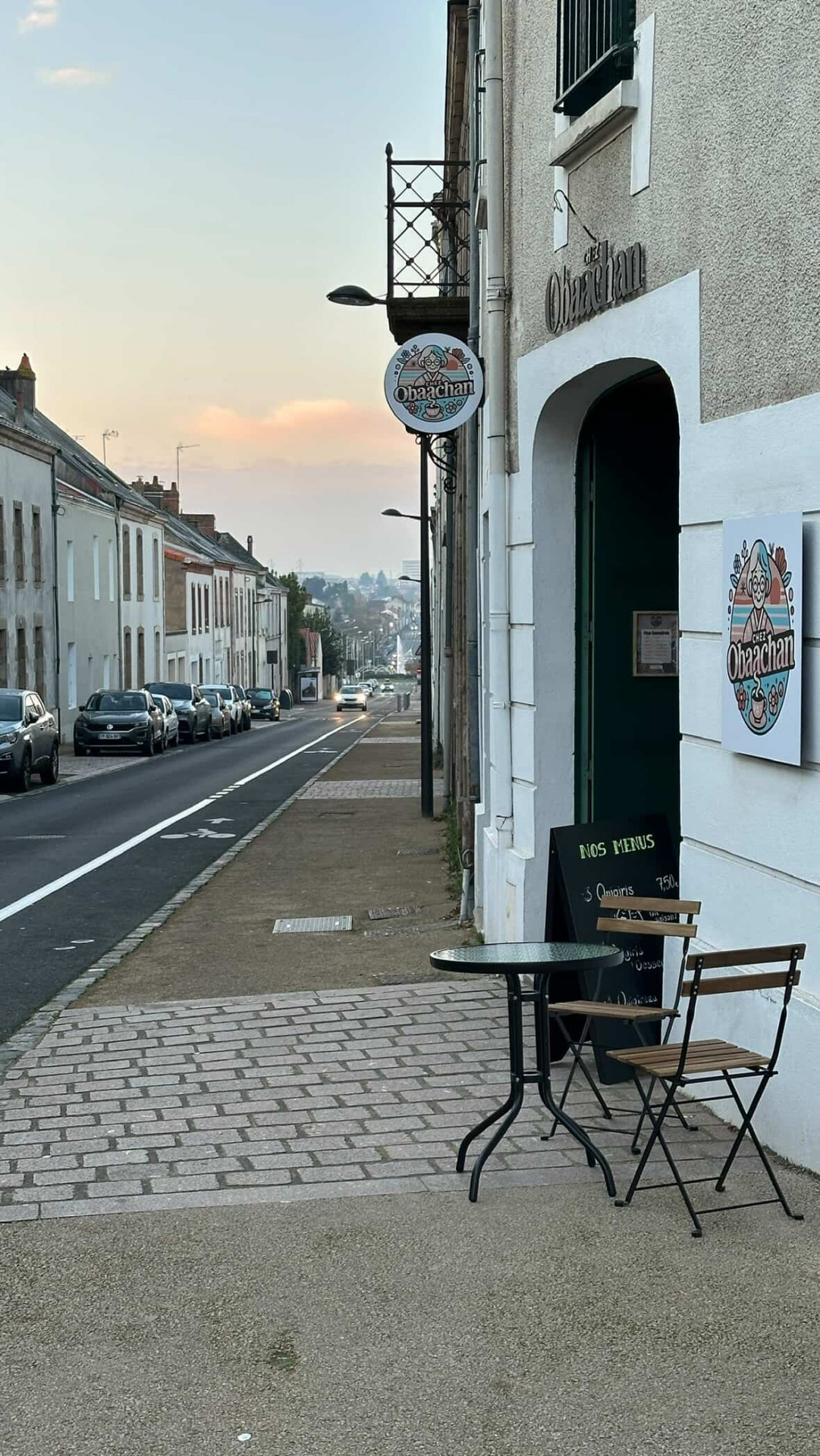 Façade - © Ophélie Bouchet Chez Obaachan café manga cholet