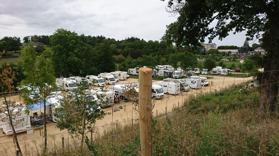 aire-de-camping-cars-maulevrier-49