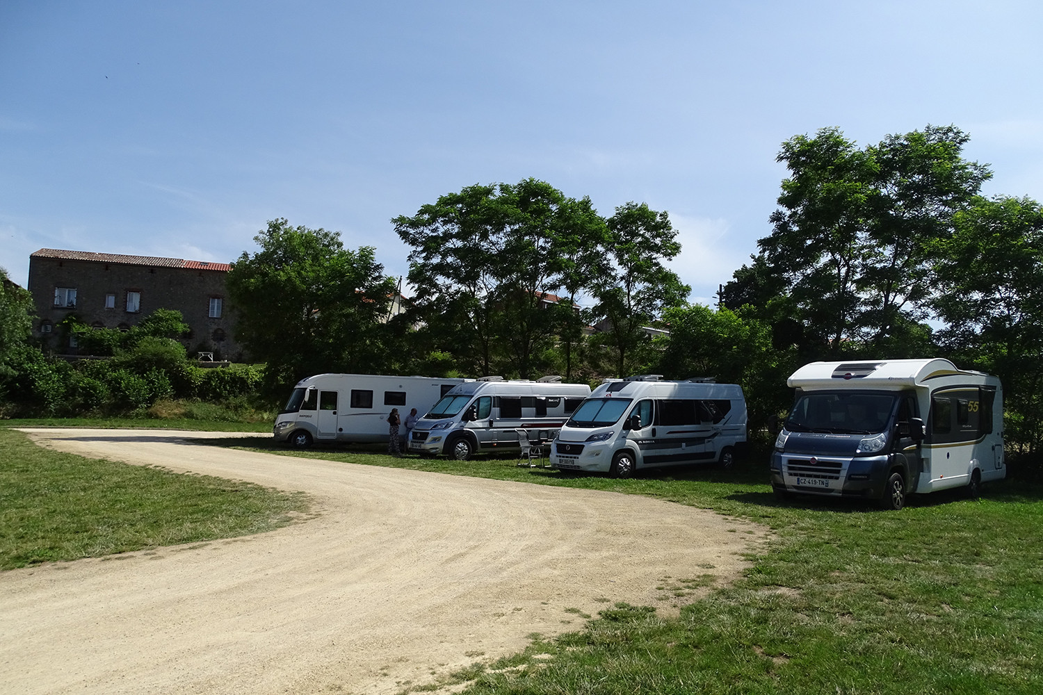 aire-de-camping-cars-maulevrier-49