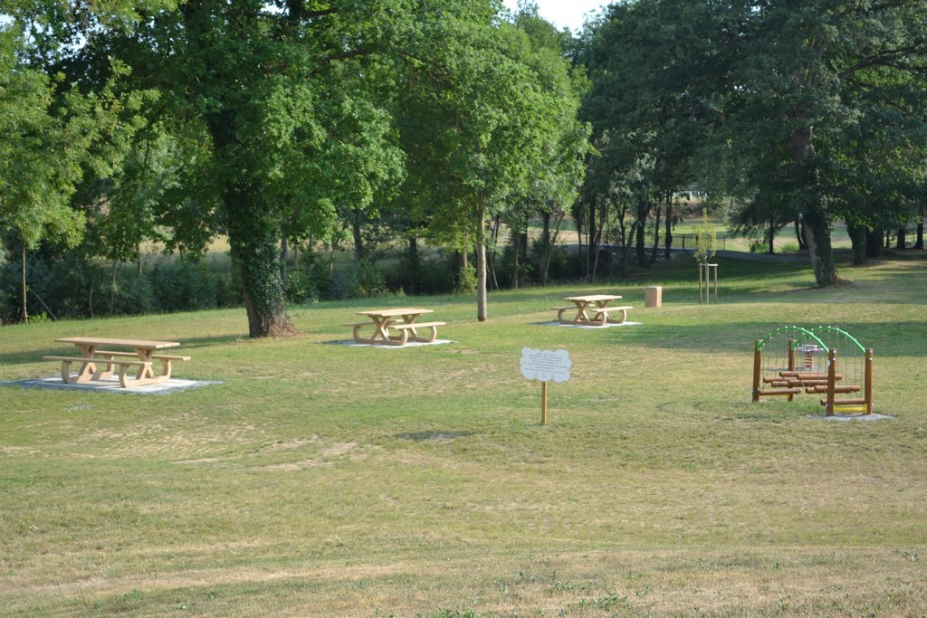 Cholet Tourisme Nueil-sur-Layon Pique-nique Jeux