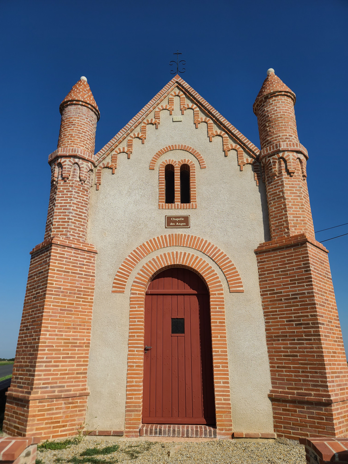 chapelle-des-anges-le-voide-2023-49-c-cl-mence-dubillot-2-2852425