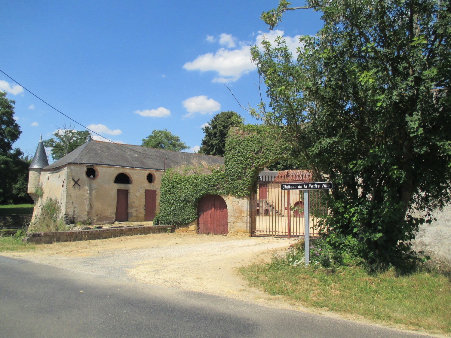 Cholet Tourisme Route des Vins Vignoble Patrimoine Haut-Layon Château de la Petite Ville La Fosse-de-Tigné