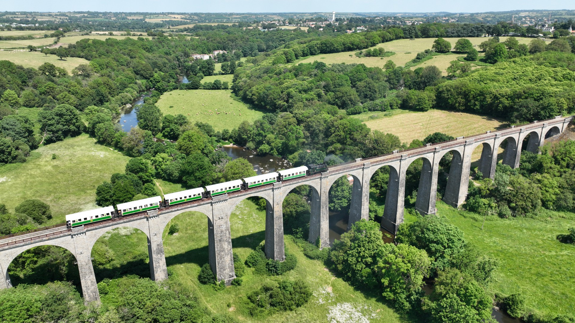 Chemin de Fer de la Vendée - Train Vapeur Mortagne sur Sèvre
