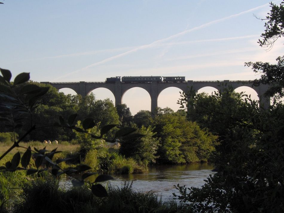 cholet tourisme nature train vapeur chemin de fer de vendee orient express