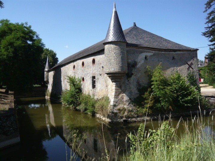 Cholet Tourisme Randonnée Pédestre La Fosse-de-Tigné Château de la Petite Ville Itinéraire Circuit
