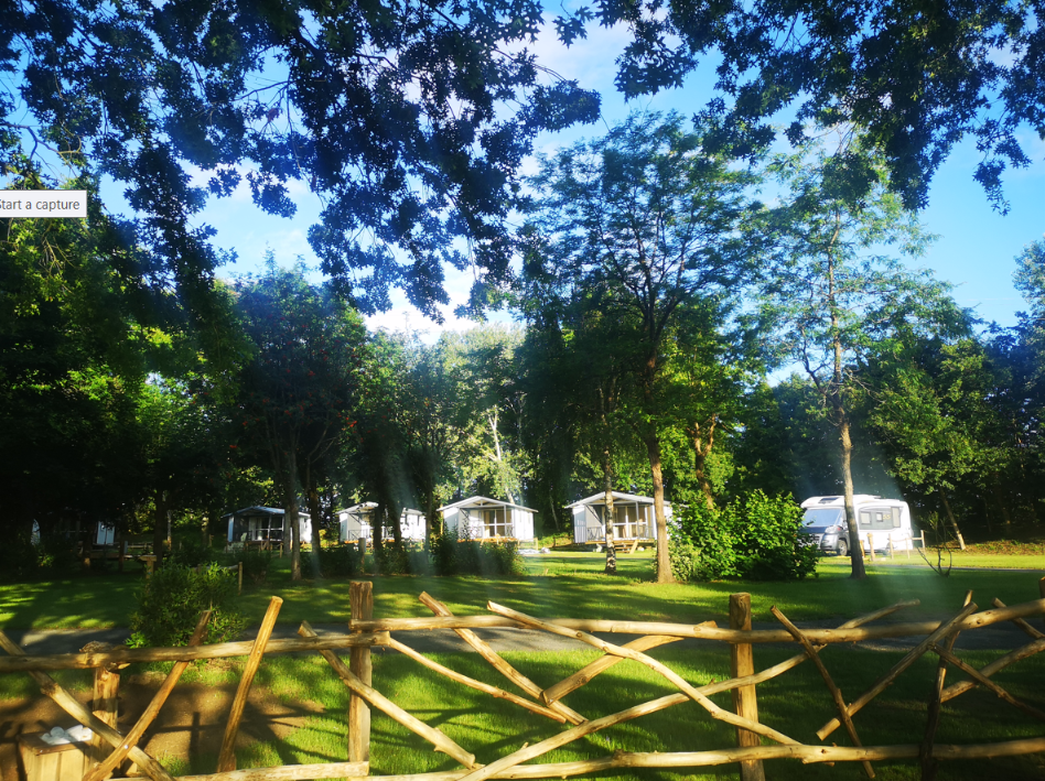 Camping La nuit au lac du Verdon La Tessoualle 