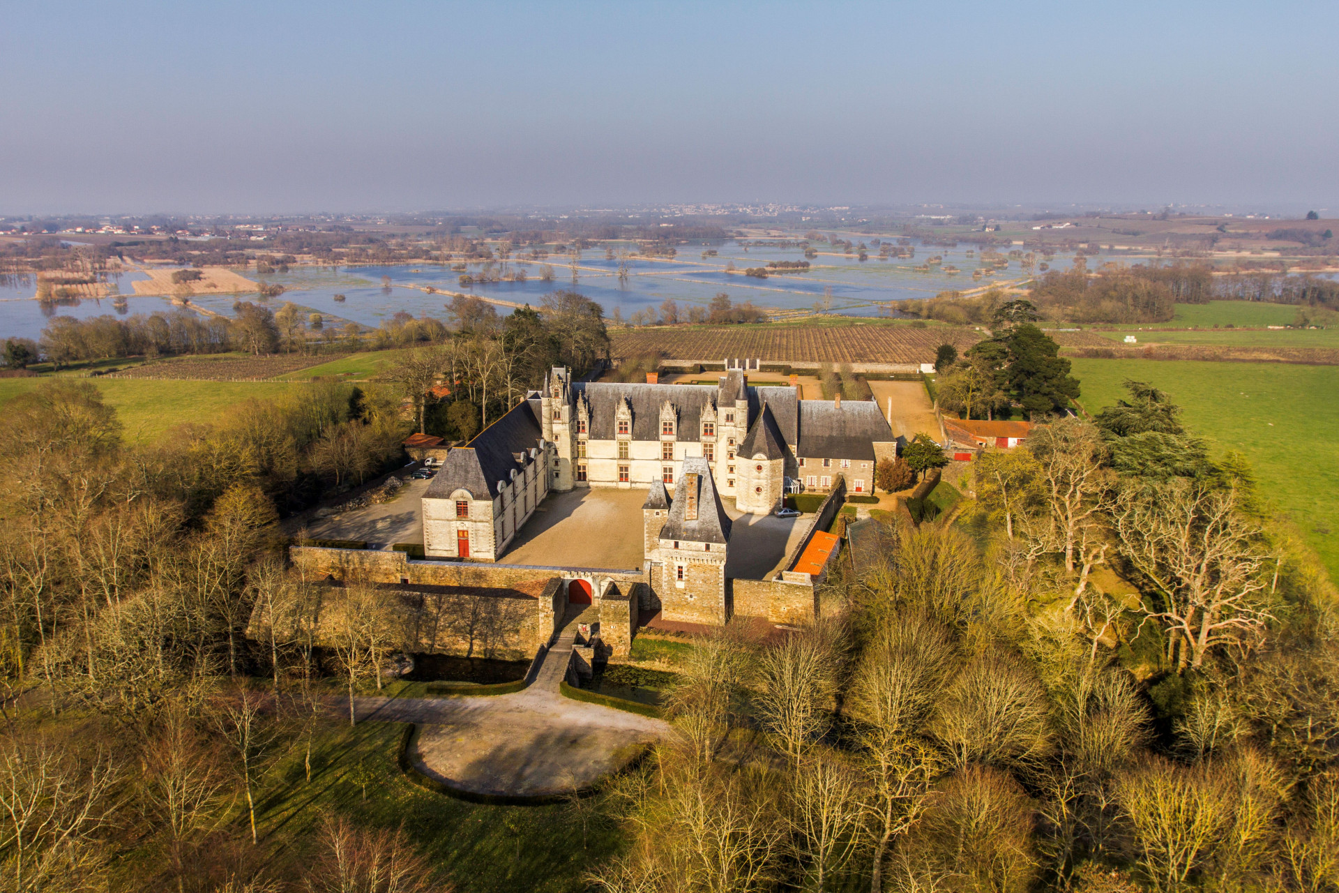 le-chateau-de-goulaine-3281v-joncheray-2853272