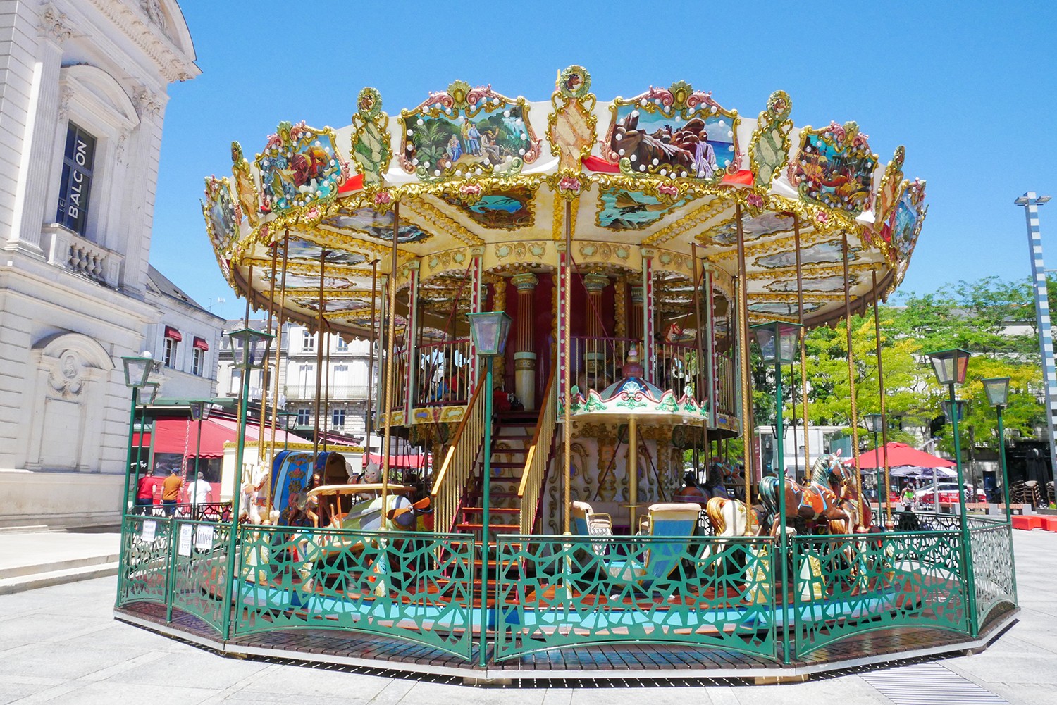 manège carrousel place travot cholet