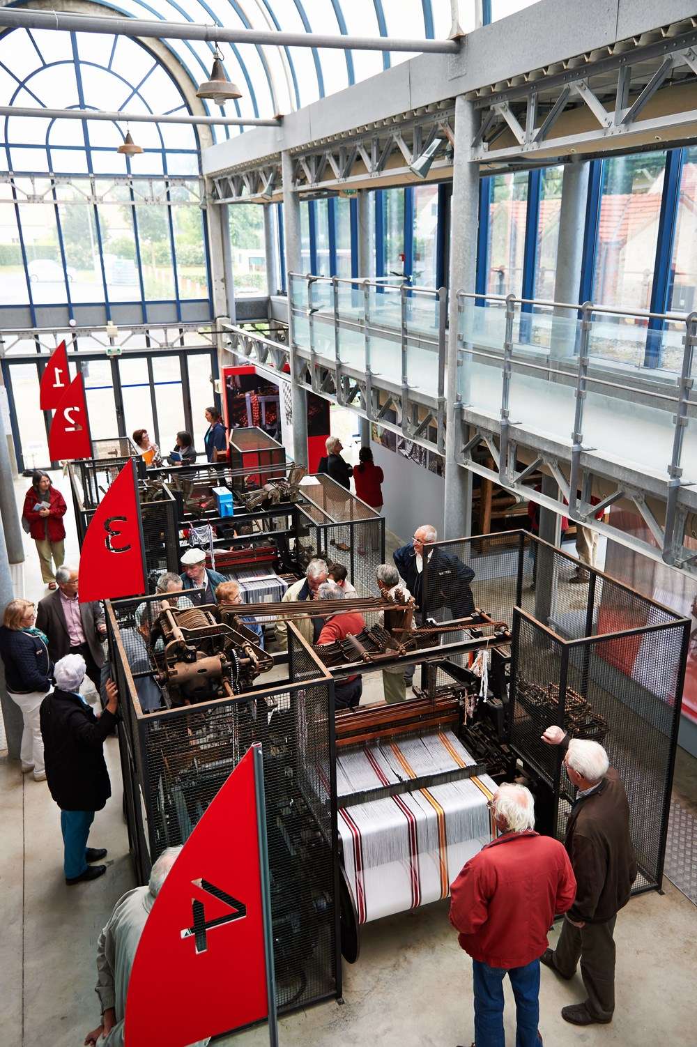 Cholet tourisme musee textile mode industrie mouchoir rouge histoire ancienne blanchisserie