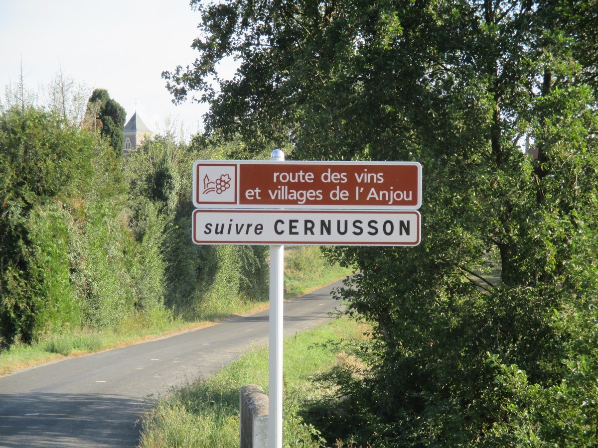 panneau-route-des-vins-tremont-49