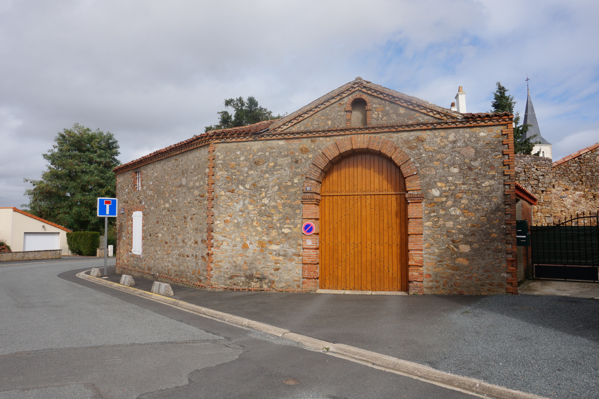 Promenons-nous à Saint-Léger-Sous-Cholet : ancien presbytère