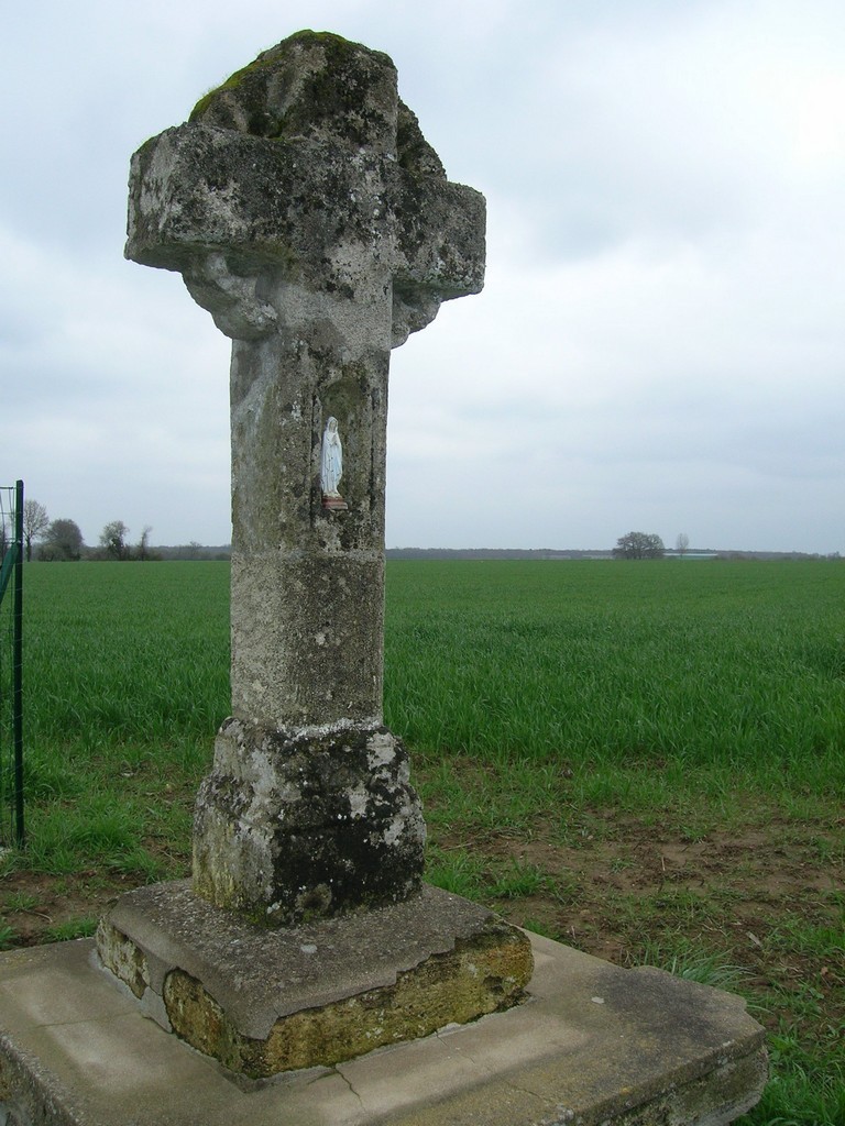 Cholet Tourisme Randonnée Pédestre Tancoigné Croix aux Grenouilles Petit Patrimoine