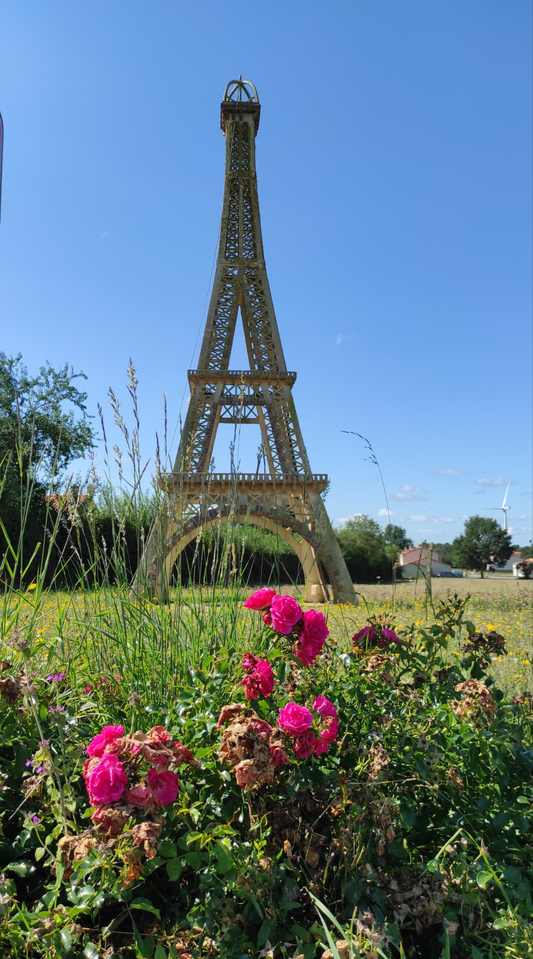 tour-eiffel-les-cerqueux-sous-passavant-2021-49-c-sandy-audouin-gougeon-1-2852335