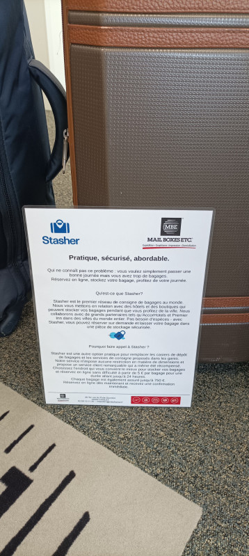 Consigne bagages - © Alex PARPAILLON mail boxes etc cholet