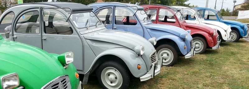 cholet tourisme location 2 cv chevaux treize vents