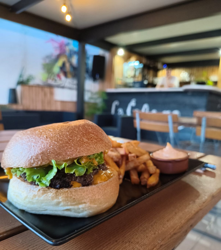 c71abe0b-fd6e-4ce4-bb97-d18d6c394092-2854633