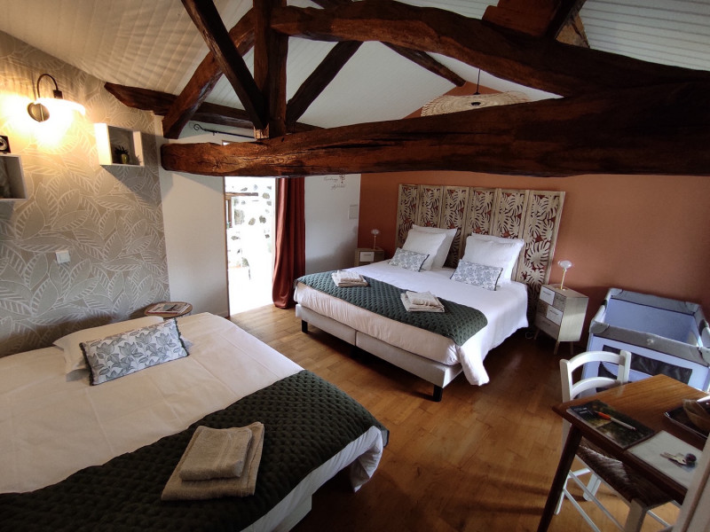 Chambres d'hôtes Au Charme Di'Sy aux Cerqueux - © GUILLAUME Chambres d'hôtes Campagne Famille Tranquillité Repos Vacances Nuitées