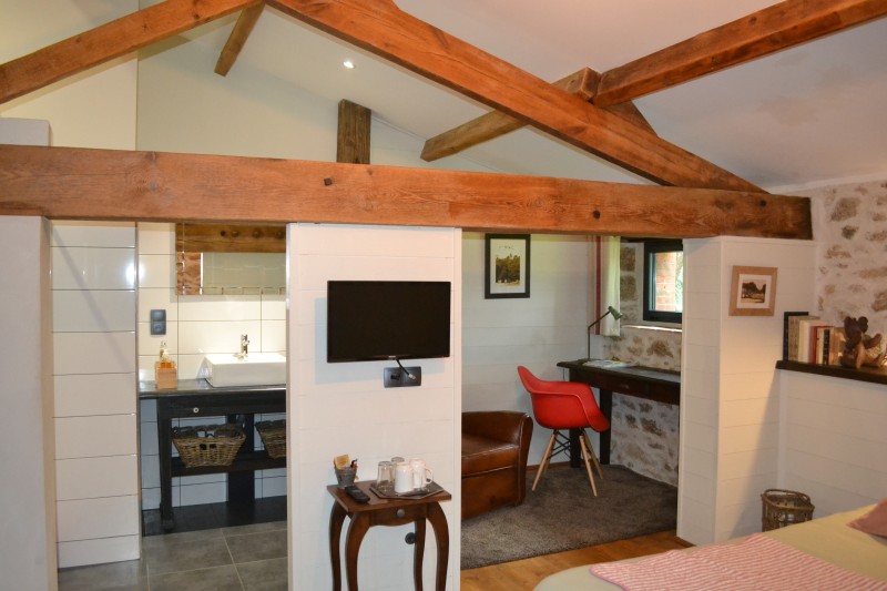 Chambre d'Hôtes Domaine de la Blanchisserie Puy Saint Bonnet - © Catherine FONTENEAU Cholet Tourisme Chambre d'Hôtes Domaine de la Blanchisserie Puy Saint Bonnet