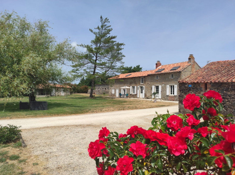 Chambres d'hôtes Campagne Famille Tranquillité Repos Vacances Nuitées