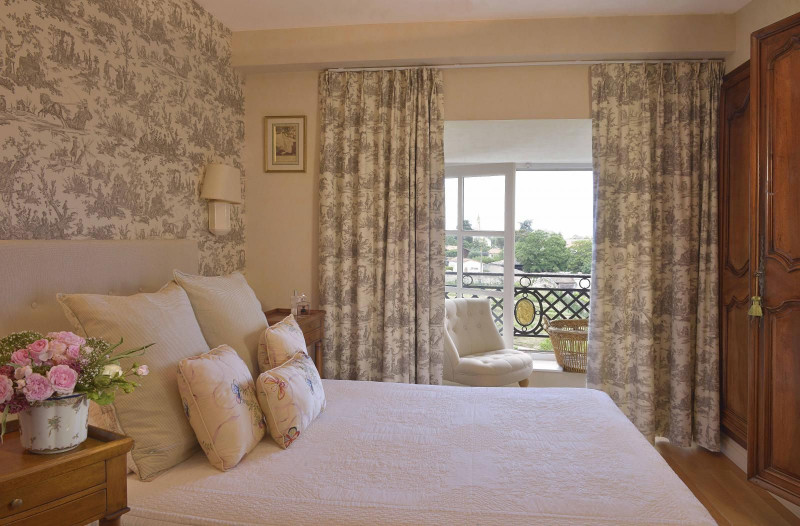 chateau-colbert-chambre-de-charme-sylvie-maffre