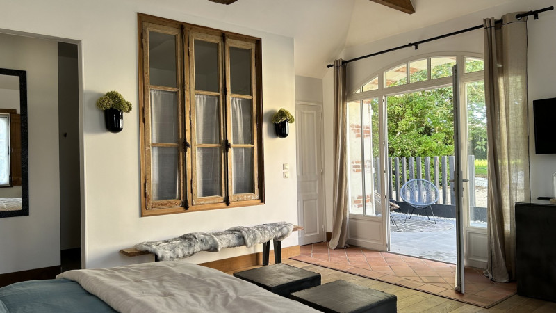 Le Château du Beugnon à la Fosse-de-Tigné - © ROUAULT-BERNIER Chambres d'Hôtes Château Parc Domaine Luxe Piscine Jacuzzi