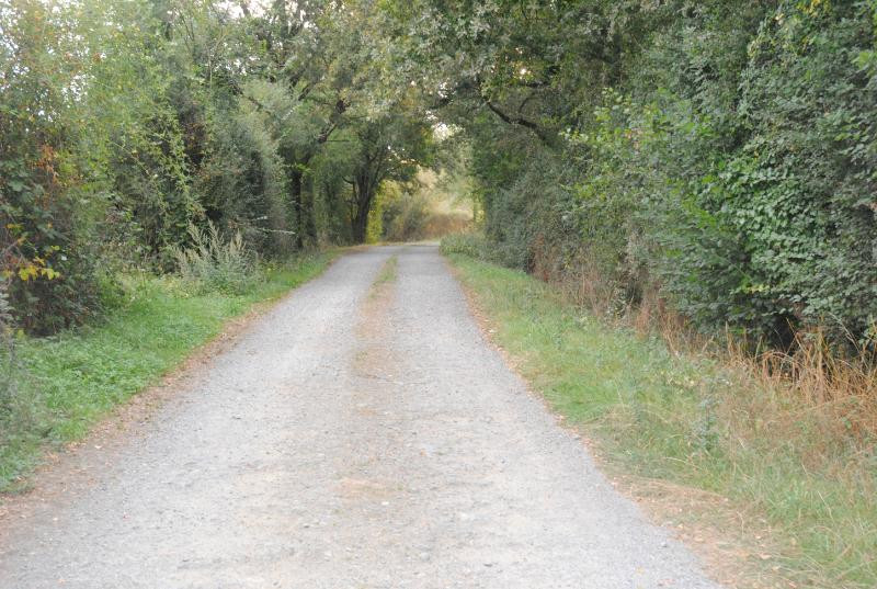 Chemin de la Bitière - Le Puy Saint Bonnet - © Bernard Gaboriau Chemin de la Bitière - Le Puy Saint Bonnet