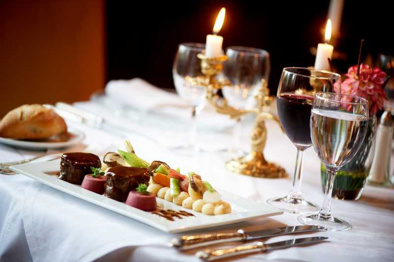 Cholet tourisme restaurant gastronomique château tremblaye piscine terrasse