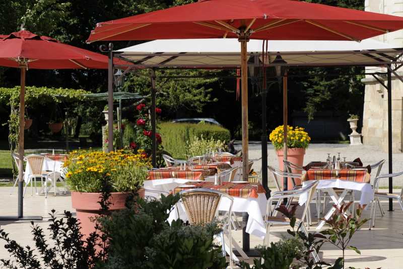 Cholet tourisme restaurant gastronomique château tremblaye piscine terrasse