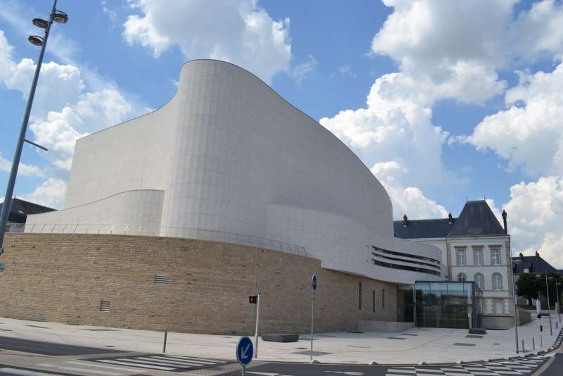 Cholet tourisme théatre saint louis saison culturelle spectacles concerts