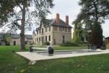 Hébergement  Insolite Vacances Gîte Chambres d'hôtes Roulotte Vignes Château Montguéret Nueil-sur-Layon