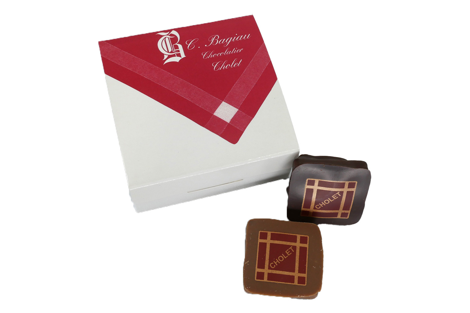 Cholons de Cholet - 8 pièces - © Rosalie LESUR Cholons de Cholet - 8 pièces