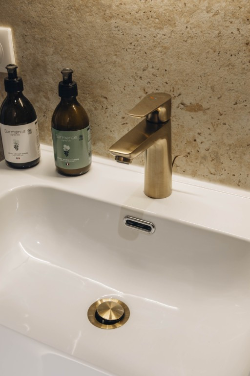 Domaine de Princé - Gîte Eclat d'Argile - © Arthur AUMOND Domaine Viticole Oenotourisme Gîte Princé Vacances Séjour