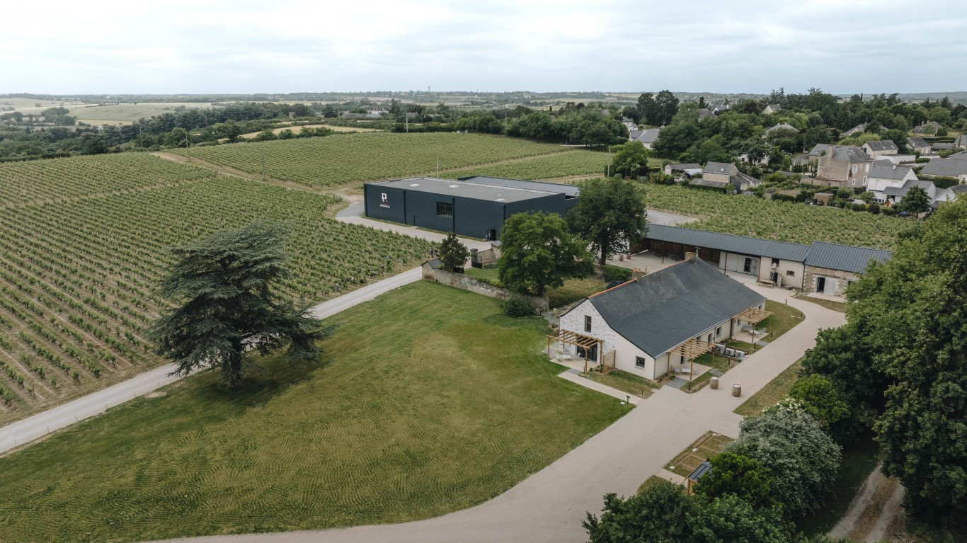 Domaine de Princé - Gîte Eclat d'Argile - © Arthur AUMOND Domaine Viticole Oenotourisme Gîte Princé Vacances Séjour