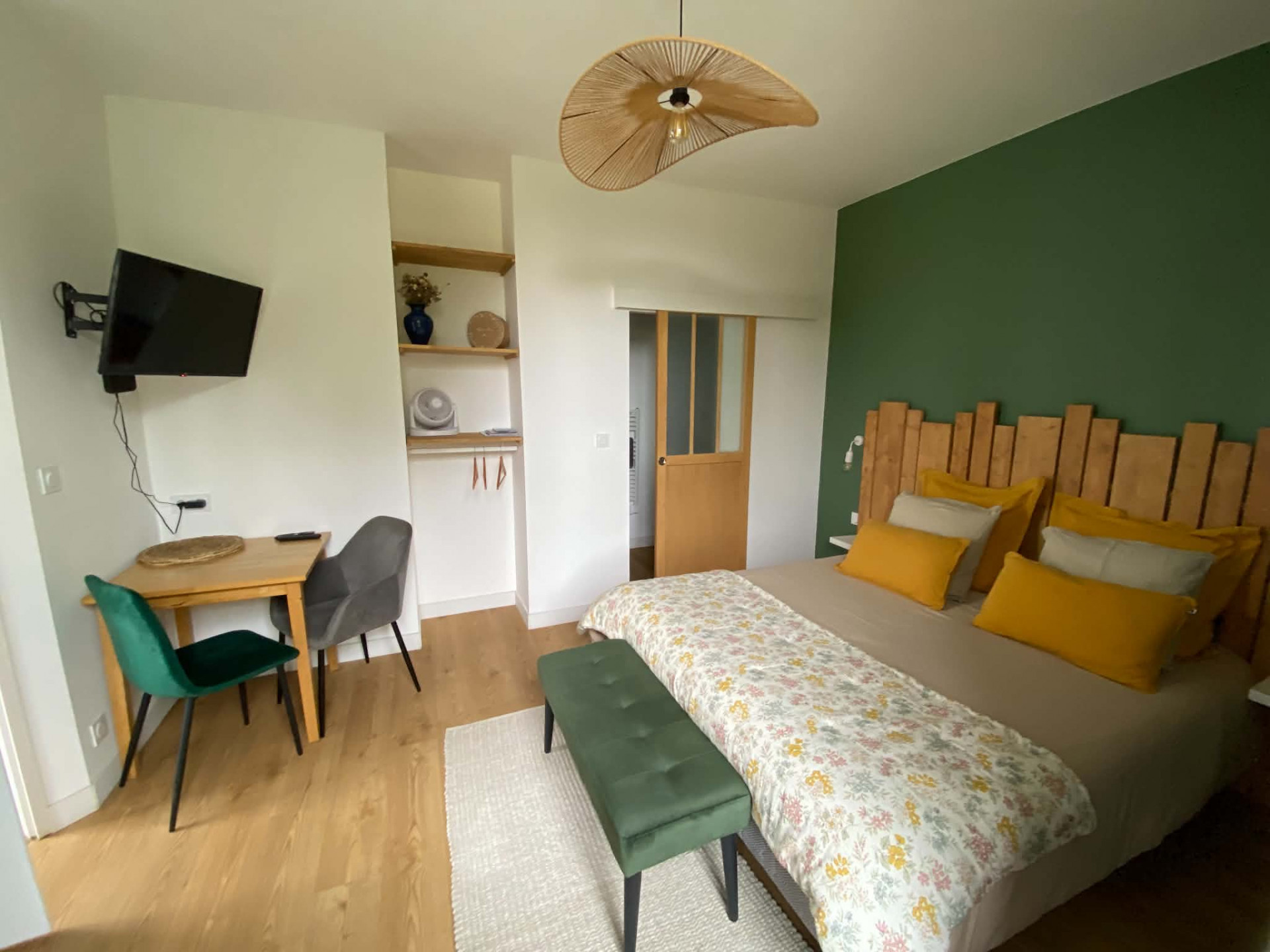 studio-mirza-le-logis-de-la-roche-yzernay-49-3-661231