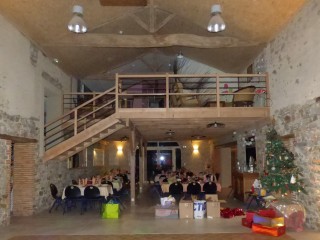 Salle Réception Fête Famille Campagne Tranquilité