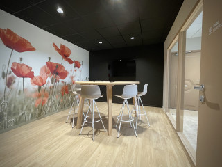 Coclico - Salle visio - © guillaume-berson-nosreb-production coclico cholet coliving coworking location salle