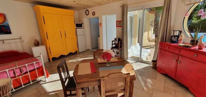 Gîte A la Topaze au May-sur-Evre - © ROY Gîte Vacances Piscine Salon