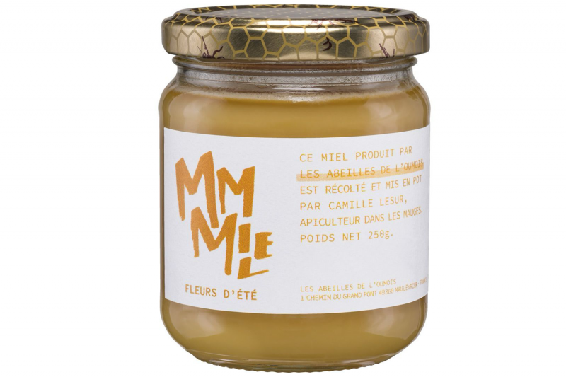 miel-artisanal-fleurs-d'ete - © Rosalie LESUR miel-artisanal-fleurs-d'ete